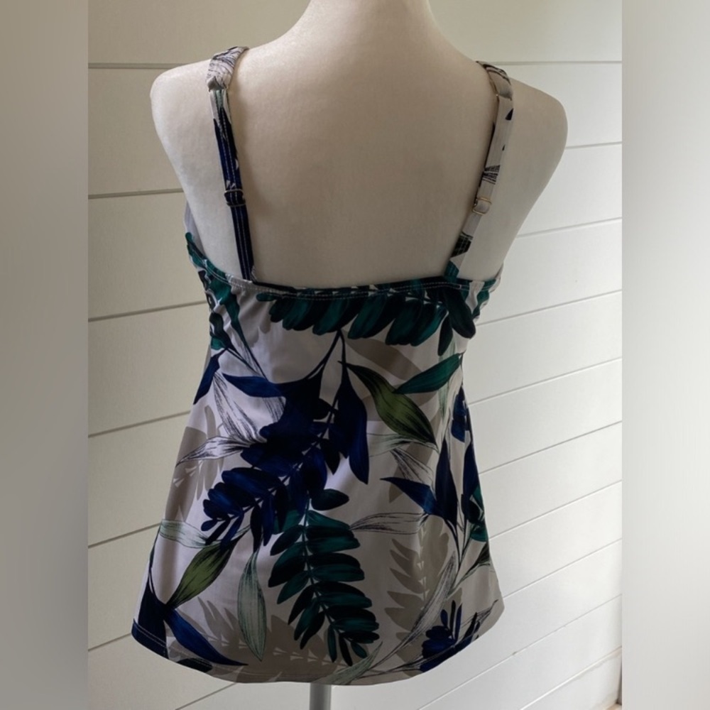 Christina V-Neck Strappy Tankini with molded cups size 10 Tropical Foliage Beach - Picture 2 of 9
